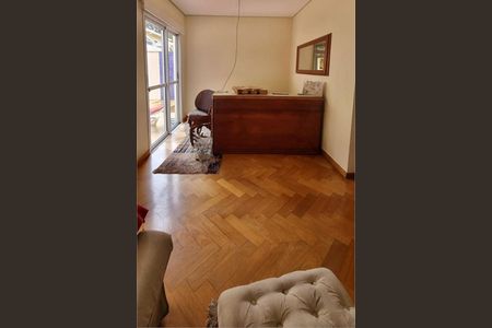 Casa à venda com 180m², 4 quartos e 3 vagas