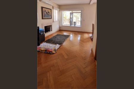 Casa à venda com 180m², 4 quartos e 3 vagas