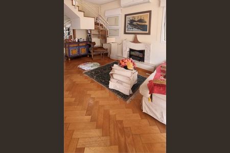 Casa à venda com 180m², 4 quartos e 3 vagas