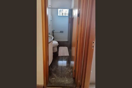 Casa à venda com 180m², 4 quartos e 3 vagas