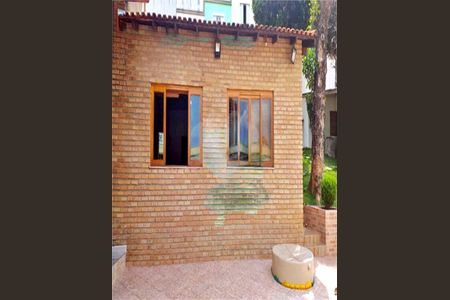 Casa à venda com 280m², 3 quartos e 10 vagas