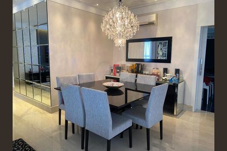 Apartamento à venda com 297m², 4 quartos e 6 vagas