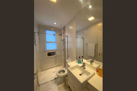 Apartamento à venda com 297m², 4 quartos e 6 vagas