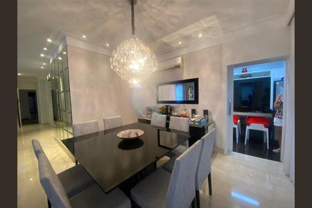 Apartamento à venda com 297m², 4 quartos e 6 vagas