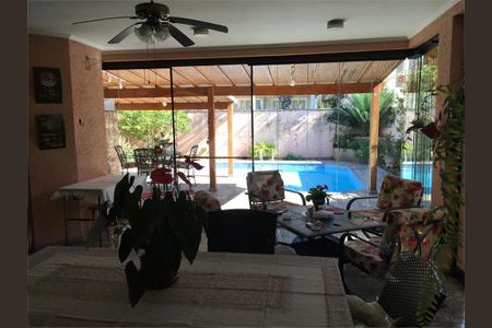 Casa à venda com 408m², 4 quartos e 4 vagas