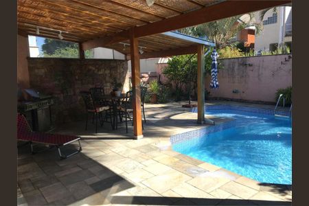 Casa à venda com 408m², 4 quartos e 4 vagas