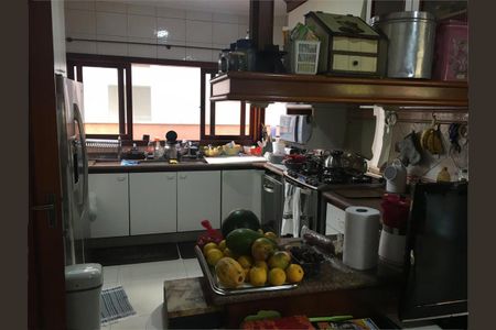 Casa à venda com 408m², 4 quartos e 4 vagas