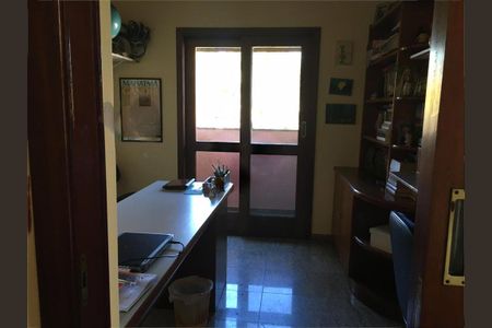 Casa à venda com 408m², 4 quartos e 4 vagas