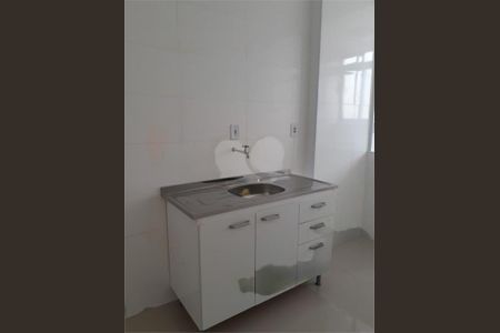 Apartamento à venda com 45m², 1 quarto e sem vaga
