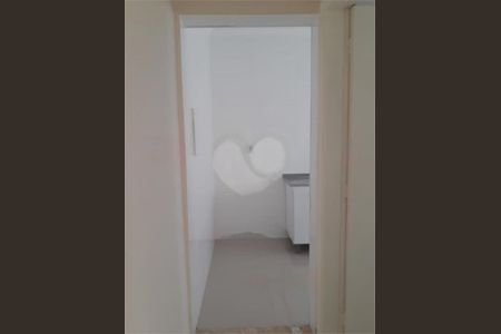 Apartamento à venda com 45m², 1 quarto e sem vaga