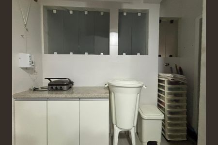 Apartamento à venda com 234m², 4 quartos e 1 vaga Apartamento à venda com 234m², 4 quartos e 1 vagaÁrea de serviço