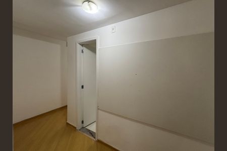 Apartamento à venda com 234m², 4 quartos e 1 vaga Apartamento à venda com 234m², 4 quartos e 1 vagaCorredores