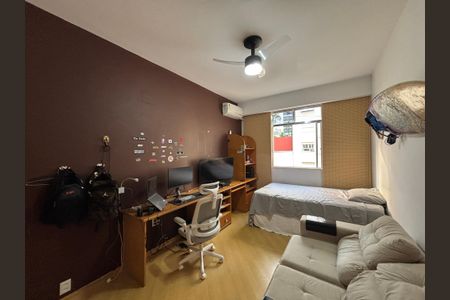 Apartamento à venda com 234m², 4 quartos e 1 vaga Apartamento à venda com 234m², 4 quartos e 1 vagaQuarto 1