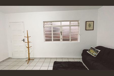 Casa para alugar com 100m², 2 quartos e sem vaga Casa para alugar com 100m², 2 quartos e sem vagaSala