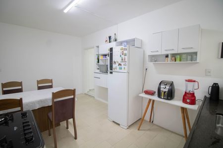 Casa para alugar com 100m², 2 quartos e sem vaga Casa para alugar com 100m², 2 quartos e sem vagaCozinha