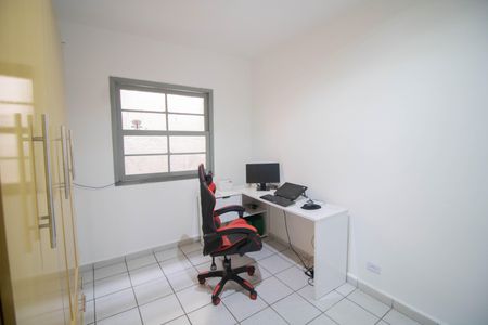 Casa para alugar com 100m², 2 quartos e sem vaga Casa para alugar com 100m², 2 quartos e sem vagaQuarto