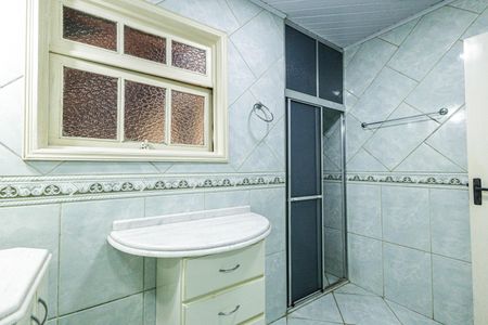 Casa à venda com 240m², 3 quartos e 4 vagas Casa à venda com 240m², 3 quartos e 4 vagasBanheiro da Suíte