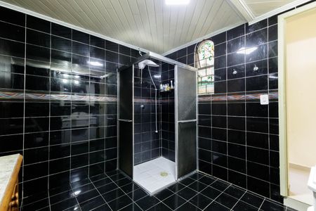 Casa à venda com 240m², 3 quartos e 4 vagas Casa à venda com 240m², 3 quartos e 4 vagasBanheiro Social 2