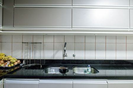 Casa à venda com 240m², 3 quartos e 4 vagas Casa à venda com 240m², 3 quartos e 4 vagasCozinha