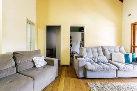 Casa à venda com 240m², 3 quartos e 4 vagas Casa à venda com 240m², 3 quartos e 4 vagassala 4