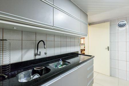 Casa à venda com 240m², 3 quartos e 4 vagas Casa à venda com 240m², 3 quartos e 4 vagasCozinha