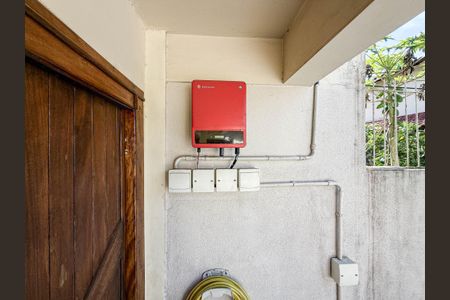 Casa à venda com 240m², 3 quartos e 4 vagas Casa à venda com 240m², 3 quartos e 4 vagasUsina Elétrica