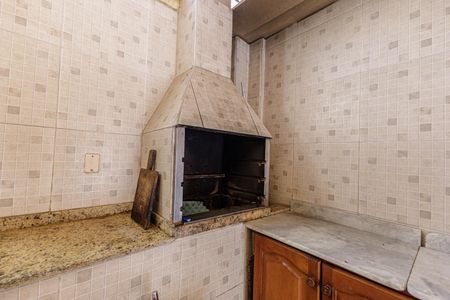 Casa à venda com 240m², 3 quartos e 4 vagas Casa à venda com 240m², 3 quartos e 4 vagasÁrea de Serviço