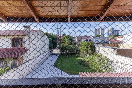 Casa à venda com 240m², 3 quartos e 4 vagas Casa à venda com 240m², 3 quartos e 4 vagasVaranda