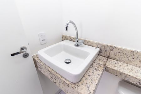 Apartamento para alugar com 32m², 2 quartos e sem vaga Apartamento para alugar com 32m², 2 quartos e sem vagaBanheiro