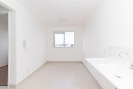 Apartamento para alugar com 32m², 2 quartos e sem vaga Apartamento para alugar com 32m², 2 quartos e sem vagaSala/Cozinha