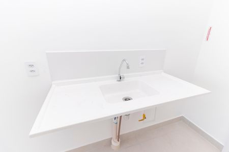 Apartamento para alugar com 32m², 2 quartos e sem vaga Apartamento para alugar com 32m², 2 quartos e sem vagaSala/Cozinha