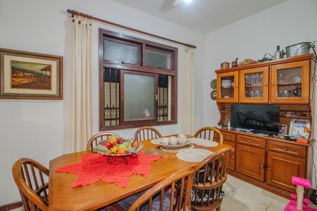 Casa à venda com 167m², 3 quartos e 2 vagasCopa