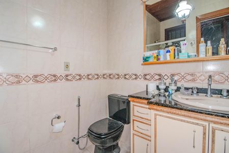 Casa à venda com 167m², 3 quartos e 2 vagasBanheiro da Suíte