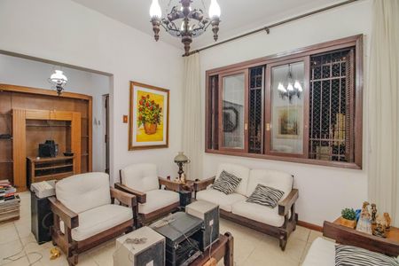 Casa à venda com 167m², 3 quartos e 2 vagasSala