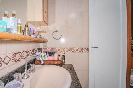 Casa à venda com 167m², 3 quartos e 2 vagasBanheiro da Suíte