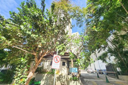 Apartamento à venda com 90m², 3 quartos e 1 vagaFachada