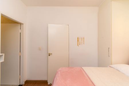 Casa de condomínio à venda com 119m², 3 quartos e 2 vagas Casa de condomínio à venda com 119m², 3 quartos e 2 vagasSuíte