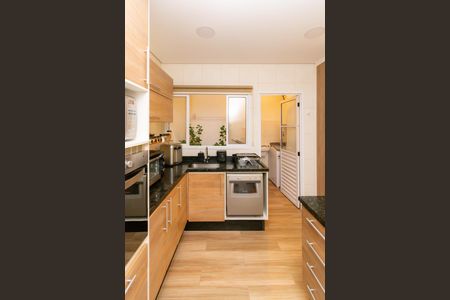 Casa de condomínio à venda com 119m², 3 quartos e 2 vagas Casa de condomínio à venda com 119m², 3 quartos e 2 vagasCozinha