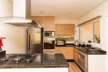 Casa de condomínio à venda com 119m², 3 quartos e 2 vagas Casa de condomínio à venda com 119m², 3 quartos e 2 vagasCozinha