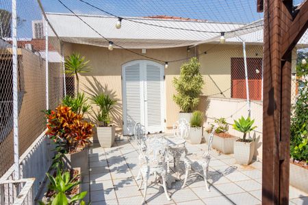 Casa à venda com 200m², 4 quartos e 2 vagasVaranda