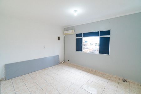 Casa para alugar com 40m², 1 quarto e 1 vagaQuarto
