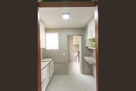 Apartamento à venda com 58m², 2 quartos e 1 vaga Apartamento à venda com 58m², 2 quartos e 1 vagaCozinha