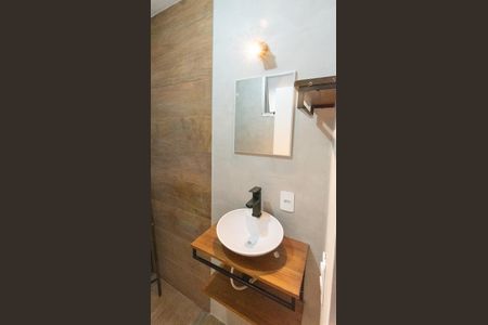 Apartamento à venda com 58m², 2 quartos e 1 vaga Apartamento à venda com 58m², 2 quartos e 1 vagaBanheiro Social