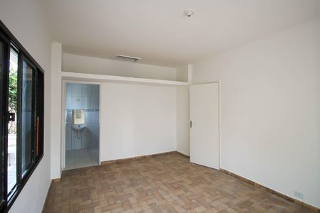 Casa à venda com 400m², 3 quartos e 4 vagas Casa à venda com 400m², 3 quartos e 4 vagasSuíte