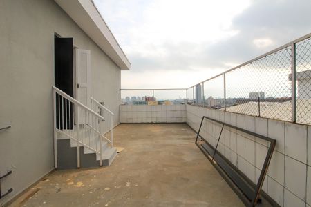 Casa à venda com 400m², 3 quartos e 4 vagas Casa à venda com 400m², 3 quartos e 4 vagasVaranda