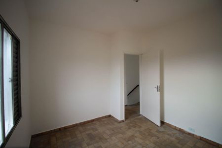 Casa à venda com 400m², 3 quartos e 4 vagas Casa à venda com 400m², 3 quartos e 4 vagasQuarto 2