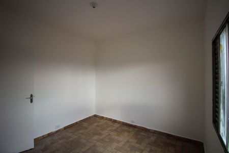 Casa à venda com 400m², 3 quartos e 4 vagas Casa à venda com 400m², 3 quartos e 4 vagasQuarto 2