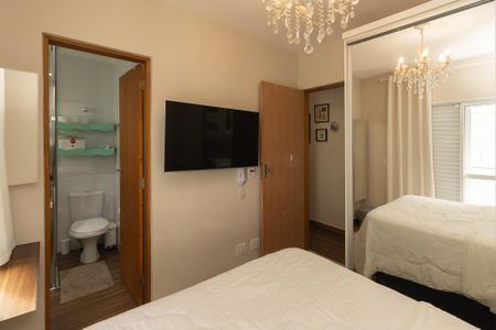 Casa de condomínio à venda com 100m², 2 quartos e 1 vaga Casa de condomínio à venda com 100m², 2 quartos e 1 vagaBanheiro da Suíte 2