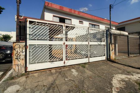 Casa à venda com 176m², 3 quartos e 3 vagasFachada