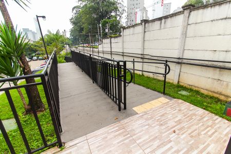 Apartamento à venda com 47m², 2 quartos e 1 vagaÁrea comum